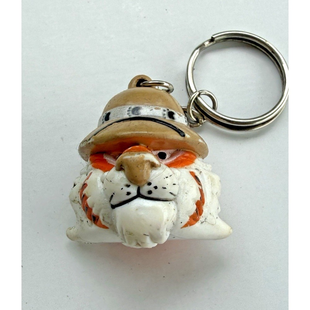 Character Keychain Roger Rabbit Tweety Pebbles Garfield Exxon Tiger Bart Simpson - Picture 11 of 12